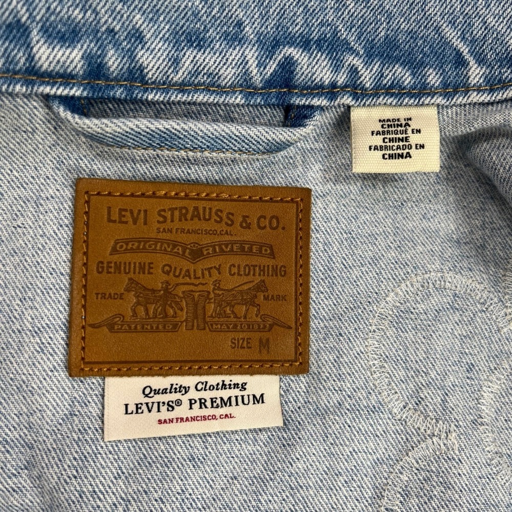 Levi's Premium 90's Trucker Jacket Womens M Fresh As A Daisy Patchwork Jean Coat - Picture 4 of 16
